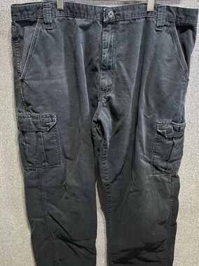 Wrangler Men's Black Cargo Pants with Utility Pockets